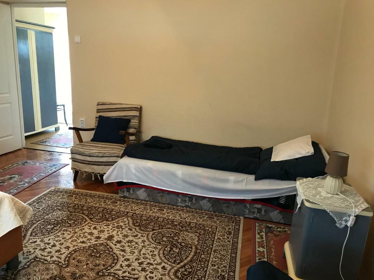 Bandi Vendeghaz Apartment Verpelet ภายนอก รูปภาพ